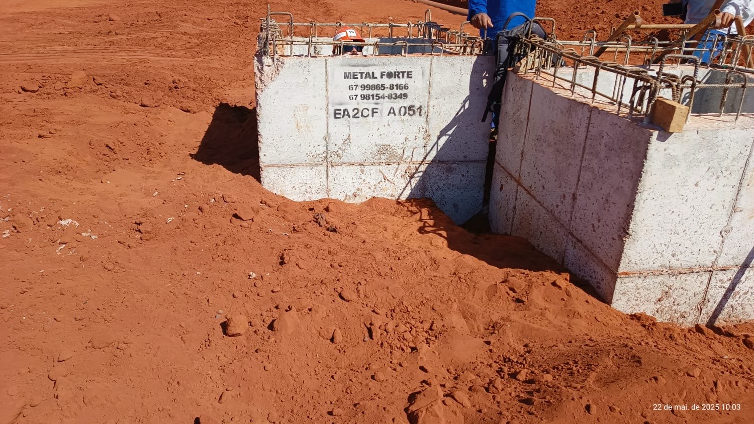 2b8c825c-084e-42c9-b2c1-f4c04871b6c5