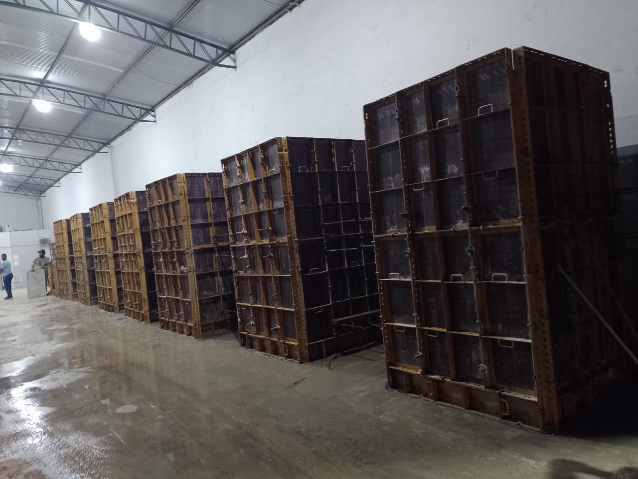 WhatsApp Image 2025-09-24 at 16.53.54 (1)