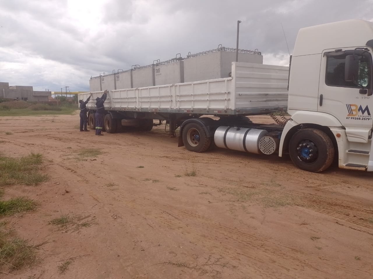 WhatsApp Image 2025-09-24 at 16.53.54 (2)