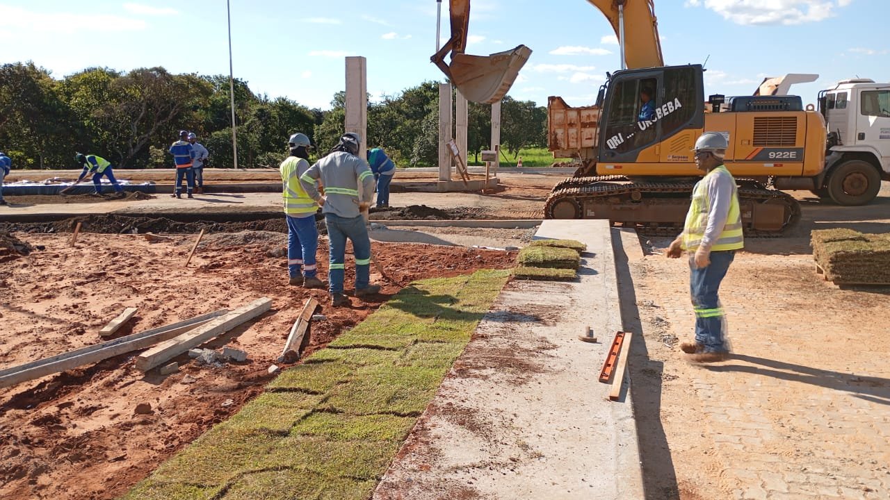 f50fbf9b-fe47-4691-b04d-40e8f4393338